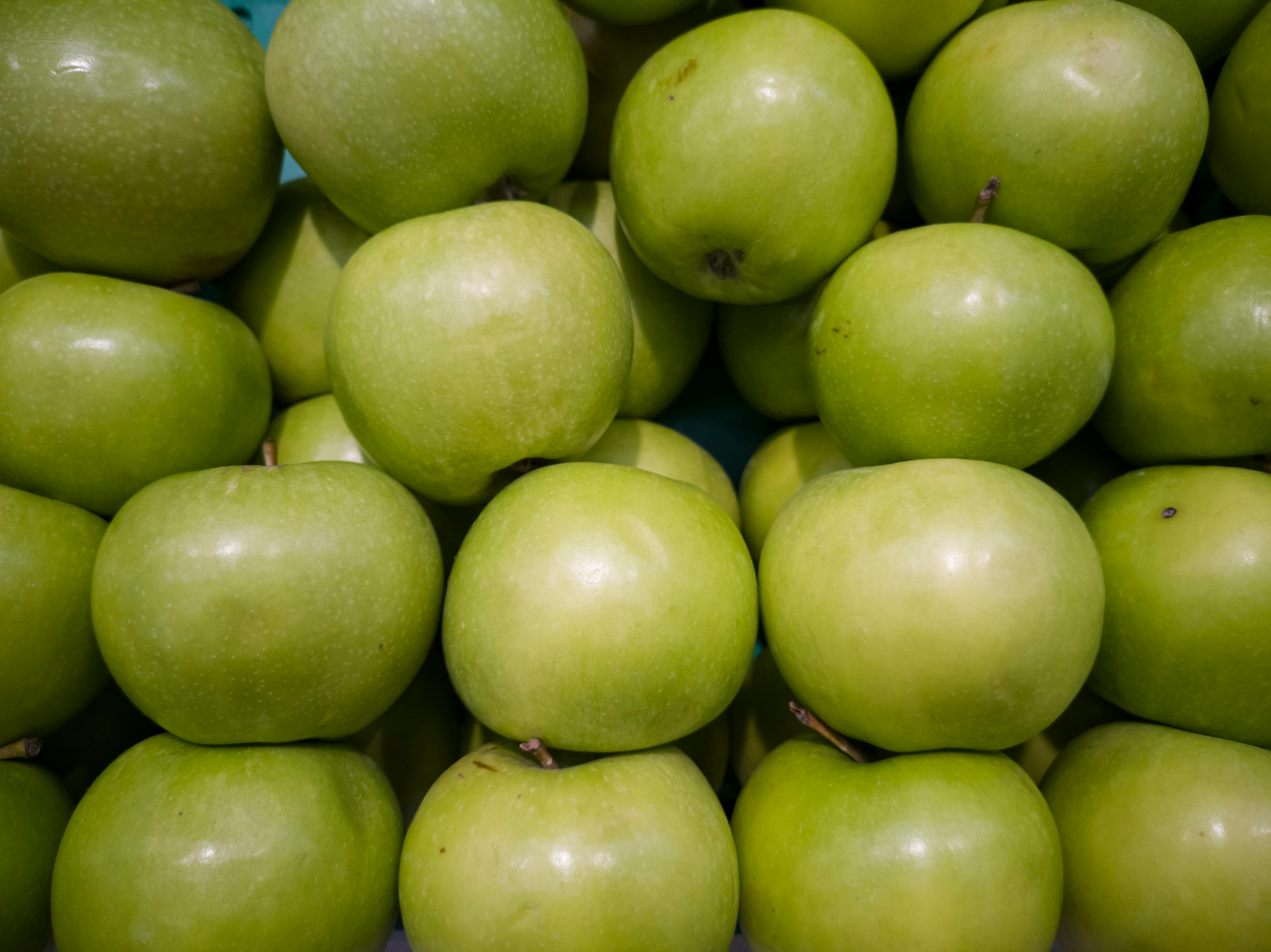 Green apples